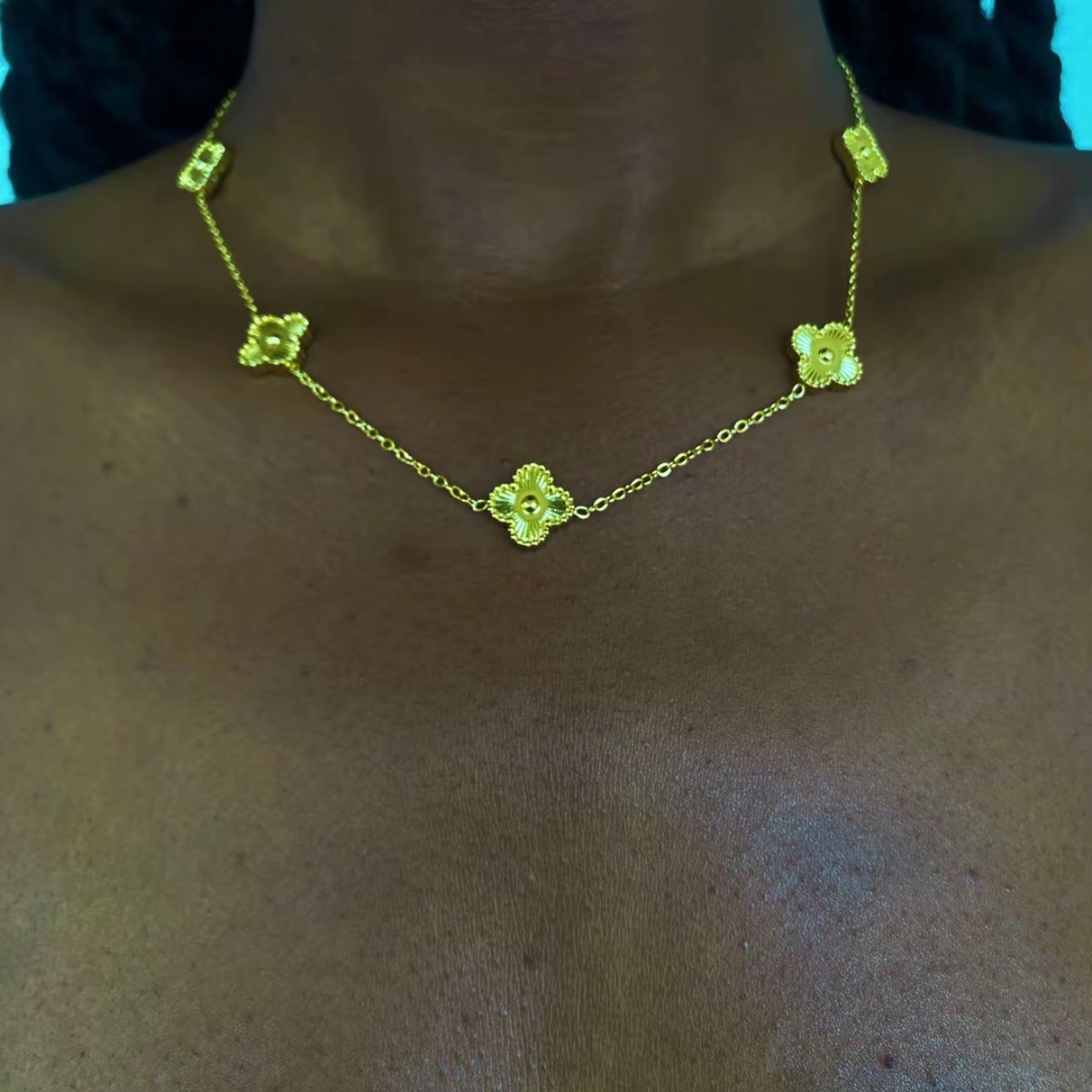 5 clover vancleef necklace