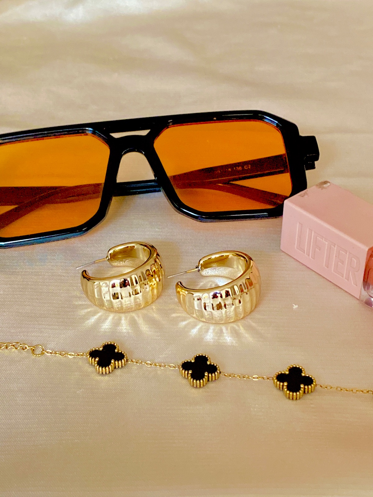 Shiny chunky hoops