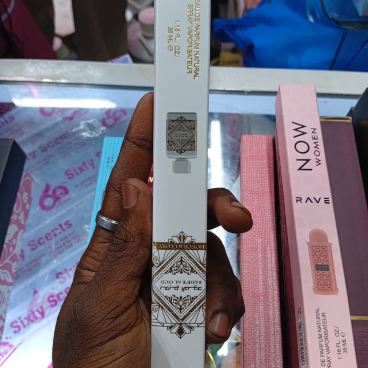 Lattafa Badeel Al Oud Honor & Glory Unisex