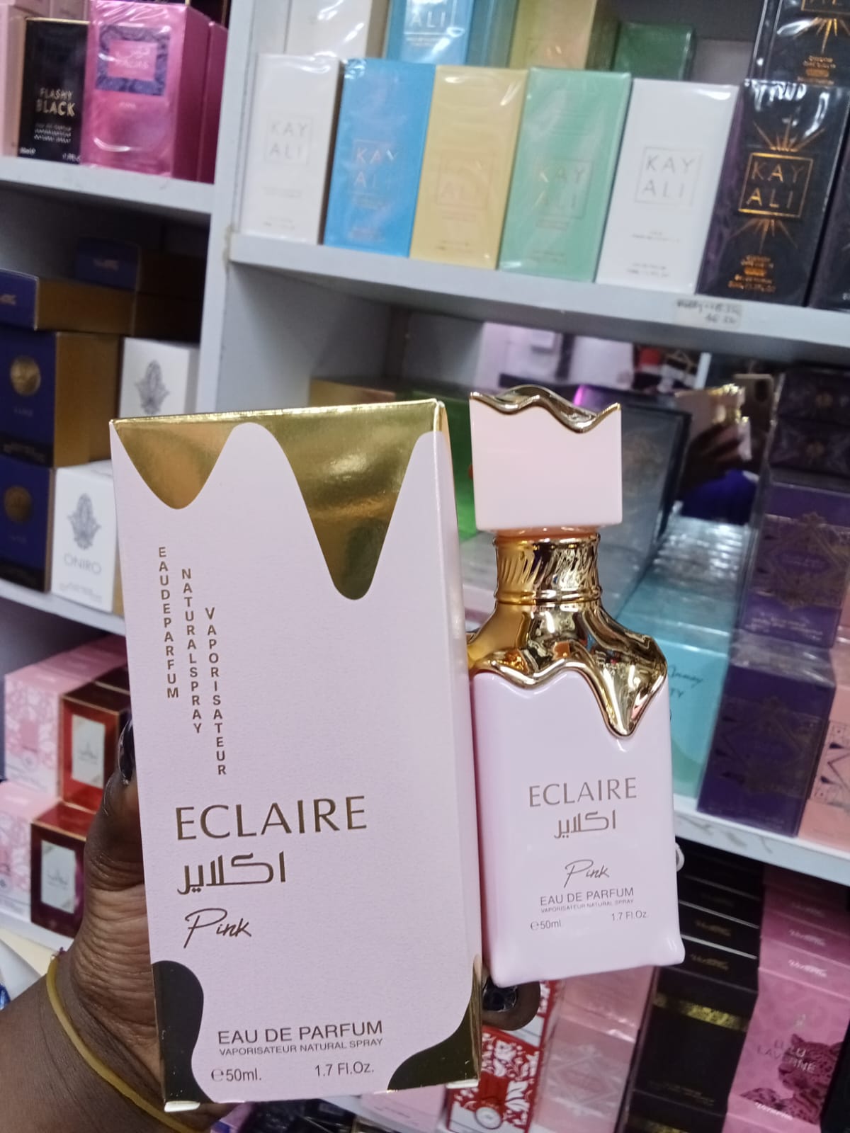 Lattafa Eclaire Pink