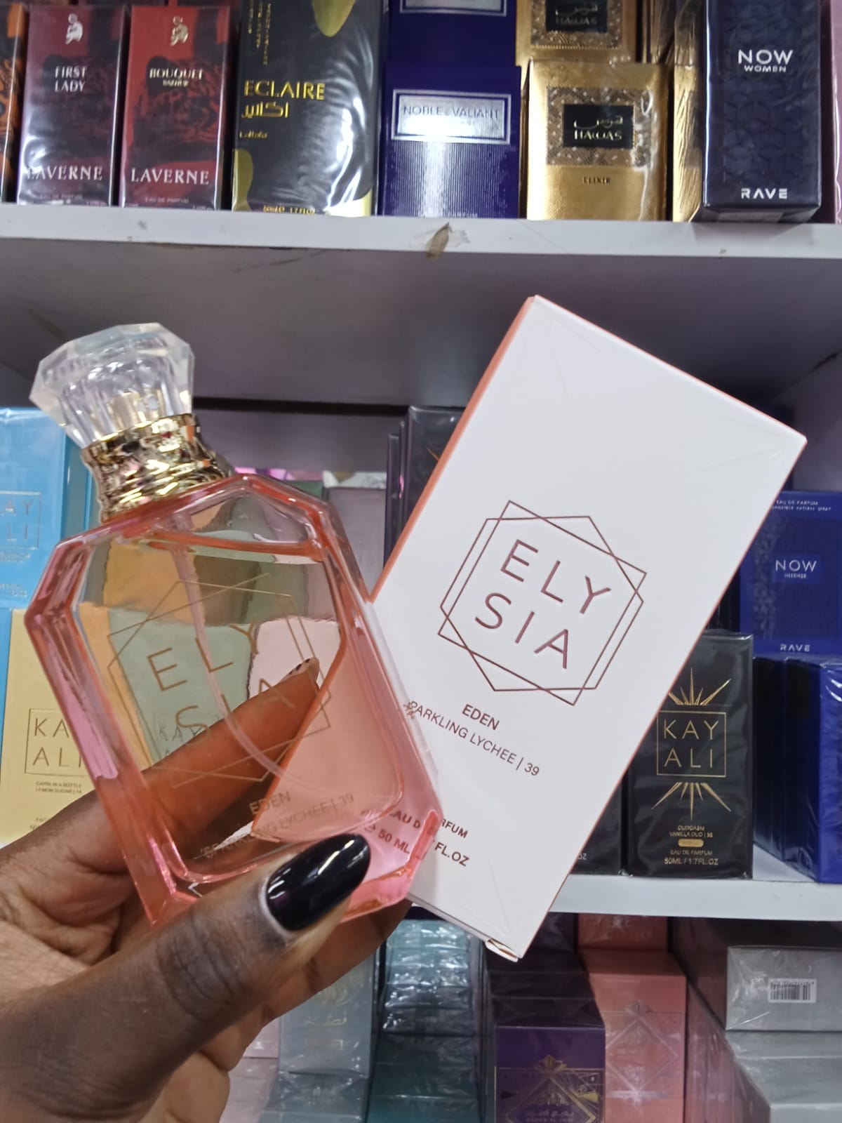 Elysia yum